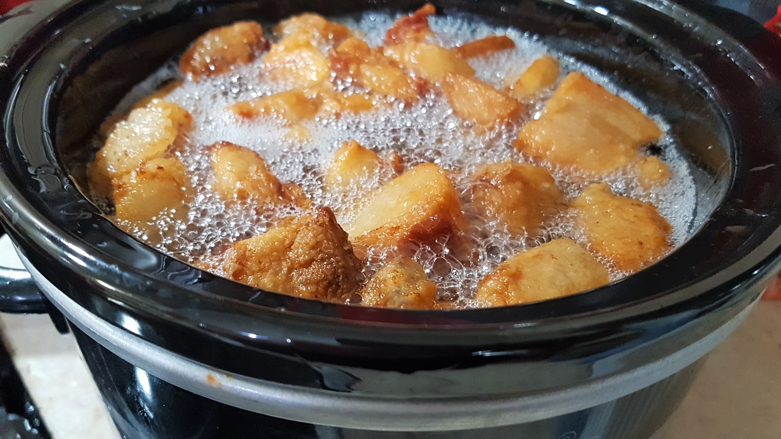Jumarute de mangalita la slow cooker Crock Pot