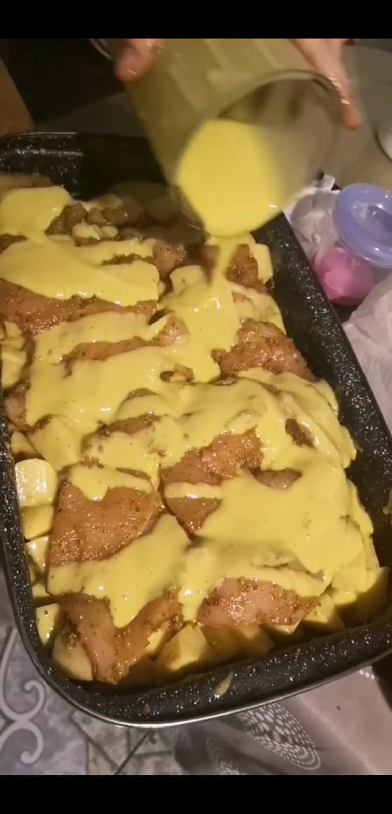 Piept de pui cu cartofi in sos de mustar cu miere