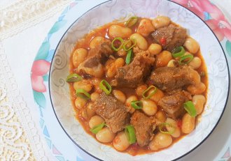 Iahnie de fasole alba Domus cu carne de porc la slow cooker Crock Pot