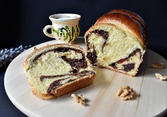 Desert cozonac cu smantana si nuca