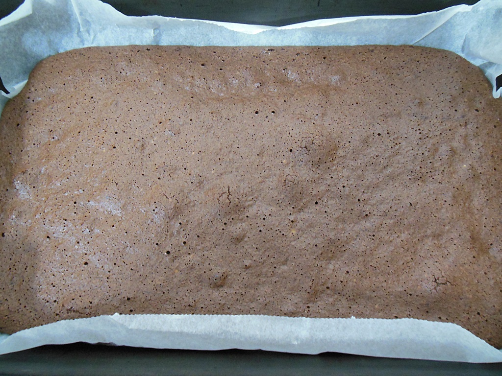 Desert prajitura cu crema de lamaie, migdale si cacao