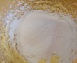 Desert prajitura turnata cu mere si crema de smantana-2