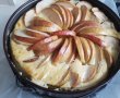 Desert prajitura turnata cu mere si crema de smantana-13