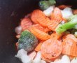 Supa de curcan cu mazare, conopida, broccoli si galuscute-5