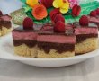 Desert prajitura marmorata cu mousse de fructe rosii si glazura de ciocolata-10