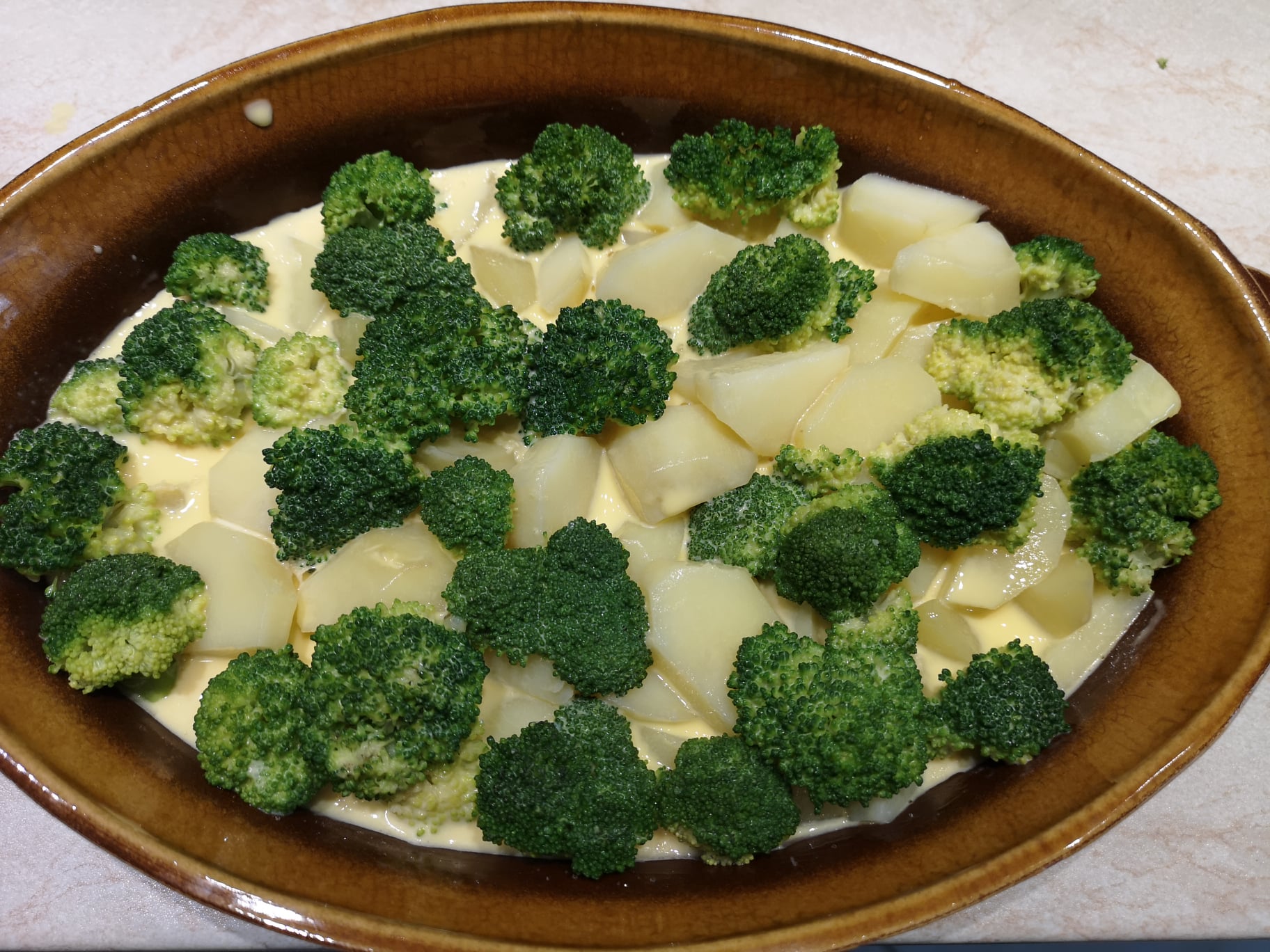 Broccoli cu cartofi la cuptor