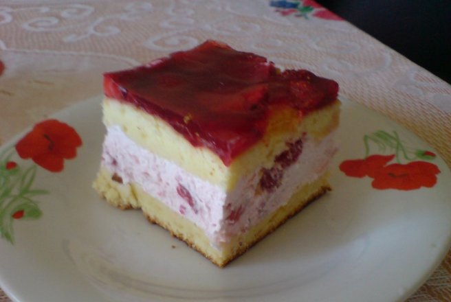 Frisca cu gelatina pentru tort