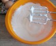 Desert prajitura in straturi, cu crema de zmeura si vanilie-7