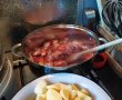 Mancare de cartofi cu scaricica afumata de porc-2
