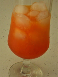 Cocktail Orange-Campari ideal pentru vara