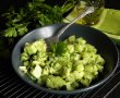 Salata de avocado si castraveti-5