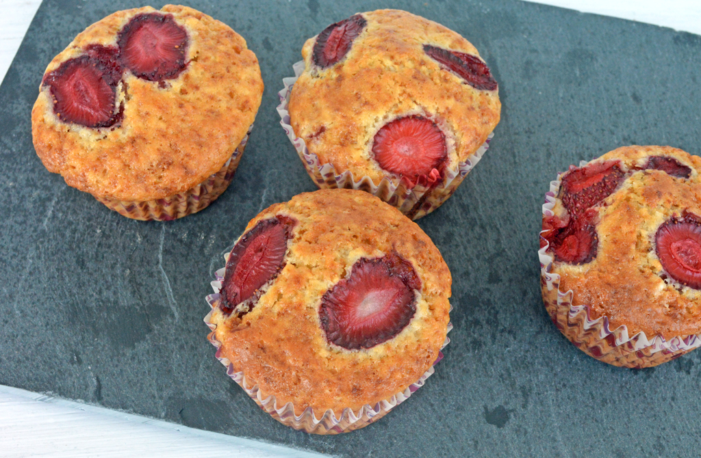 Desert muffins cu fructe