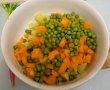 Salata de legume cu piept de pui, varianta light-5