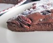 Desert prajitura cu ciocolata, piureu de dovleac si afine-5