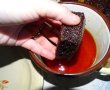 Desert prajitura cu ciocolata si frisca ( reteta nr.900 de dulciuri)-13