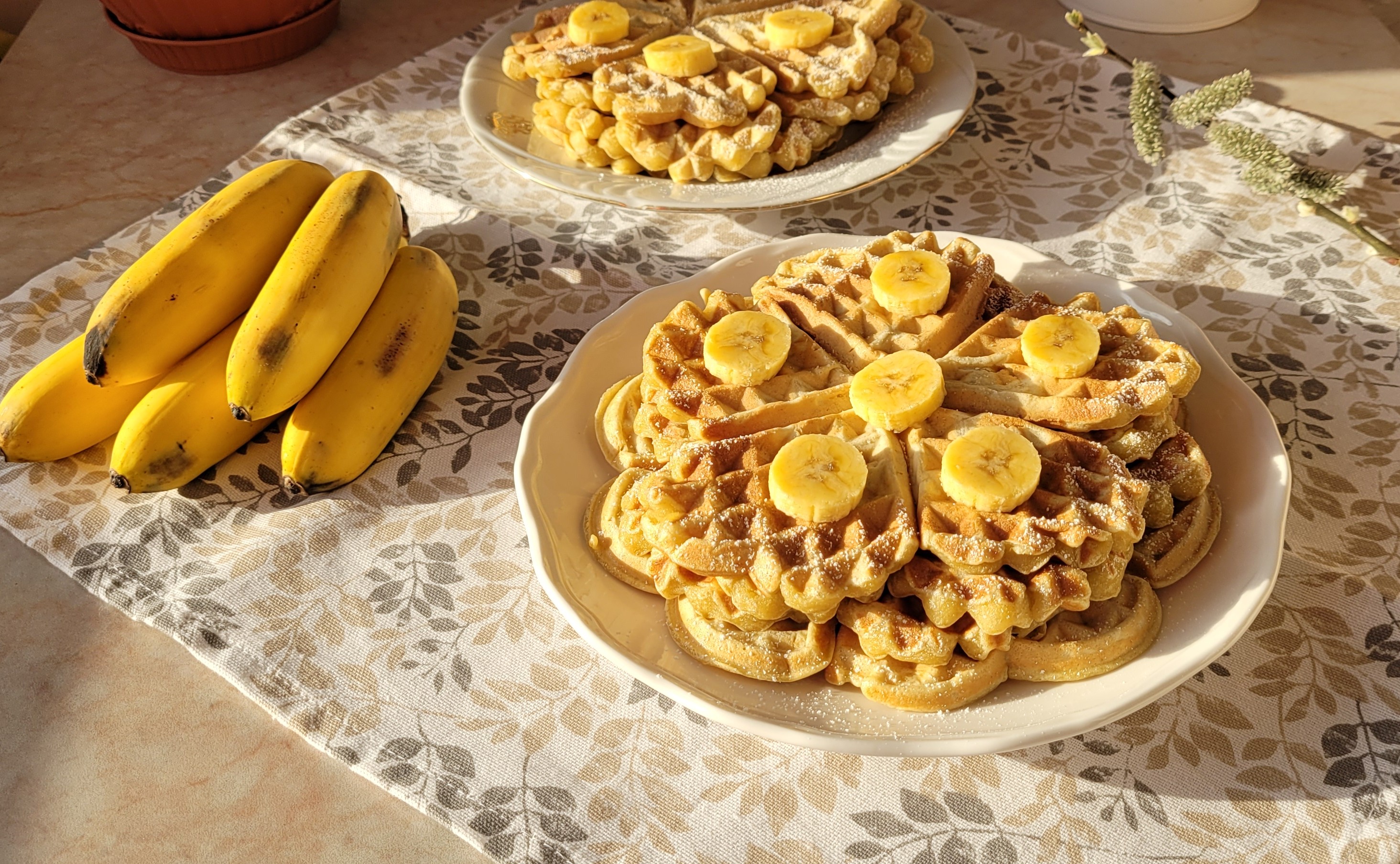 Desert gofre - vafe cu banane, o reteta de mic dejun rapid si delicios