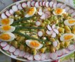 Salata de cartofi, cu oua, ceapa verde si ridichi rosii-11