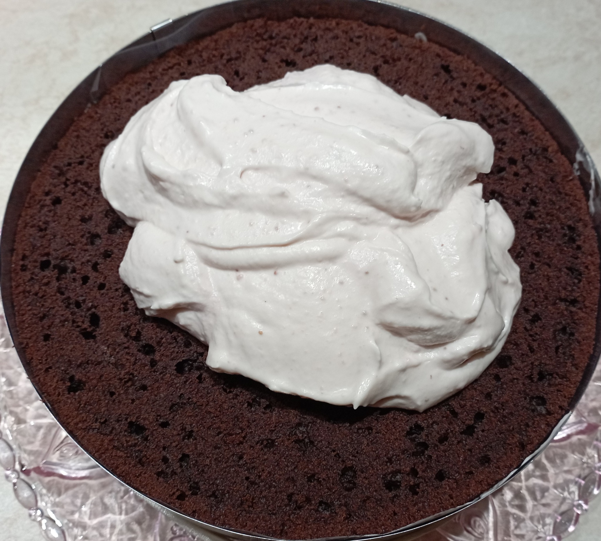 Desert tort cu capsuni si ciocolata