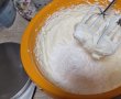 Reteta de tort cu blat umed cu afine, mascarpone si jeleu de capsuni-8