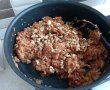 Reteta de prajitura turnata cu mere, gutui si nuci-3