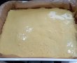 Reteta de prajitura turnata cu mere, gutui si nuci-11