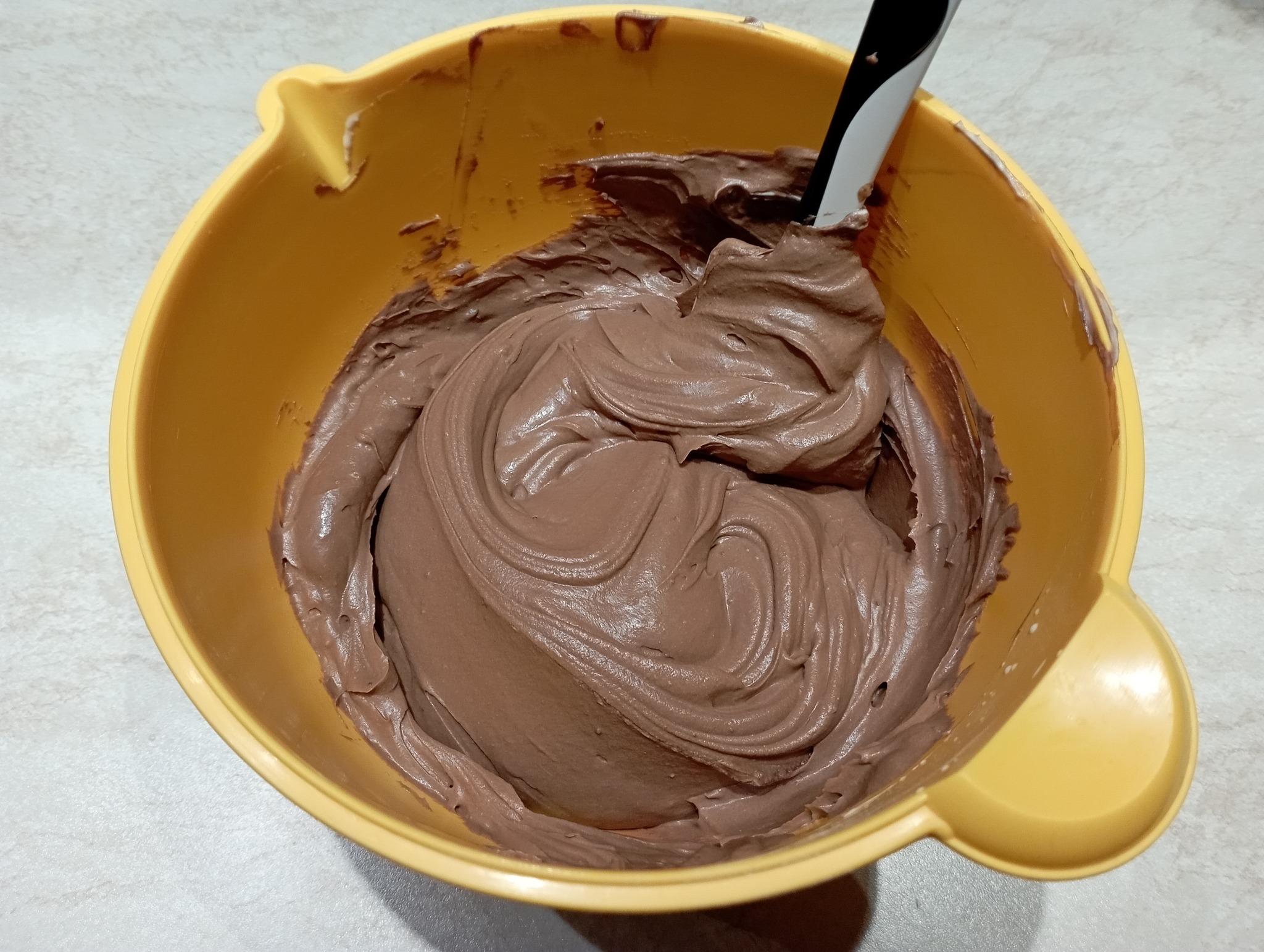 Reteta de tort cu zmeura si ciocolata