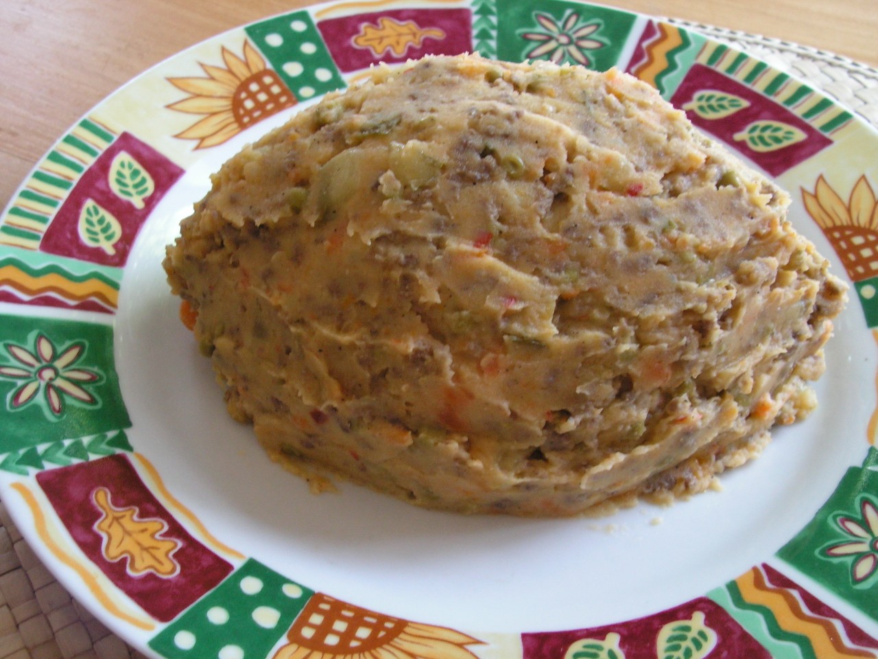 Salata-arici cu carne si cartofi