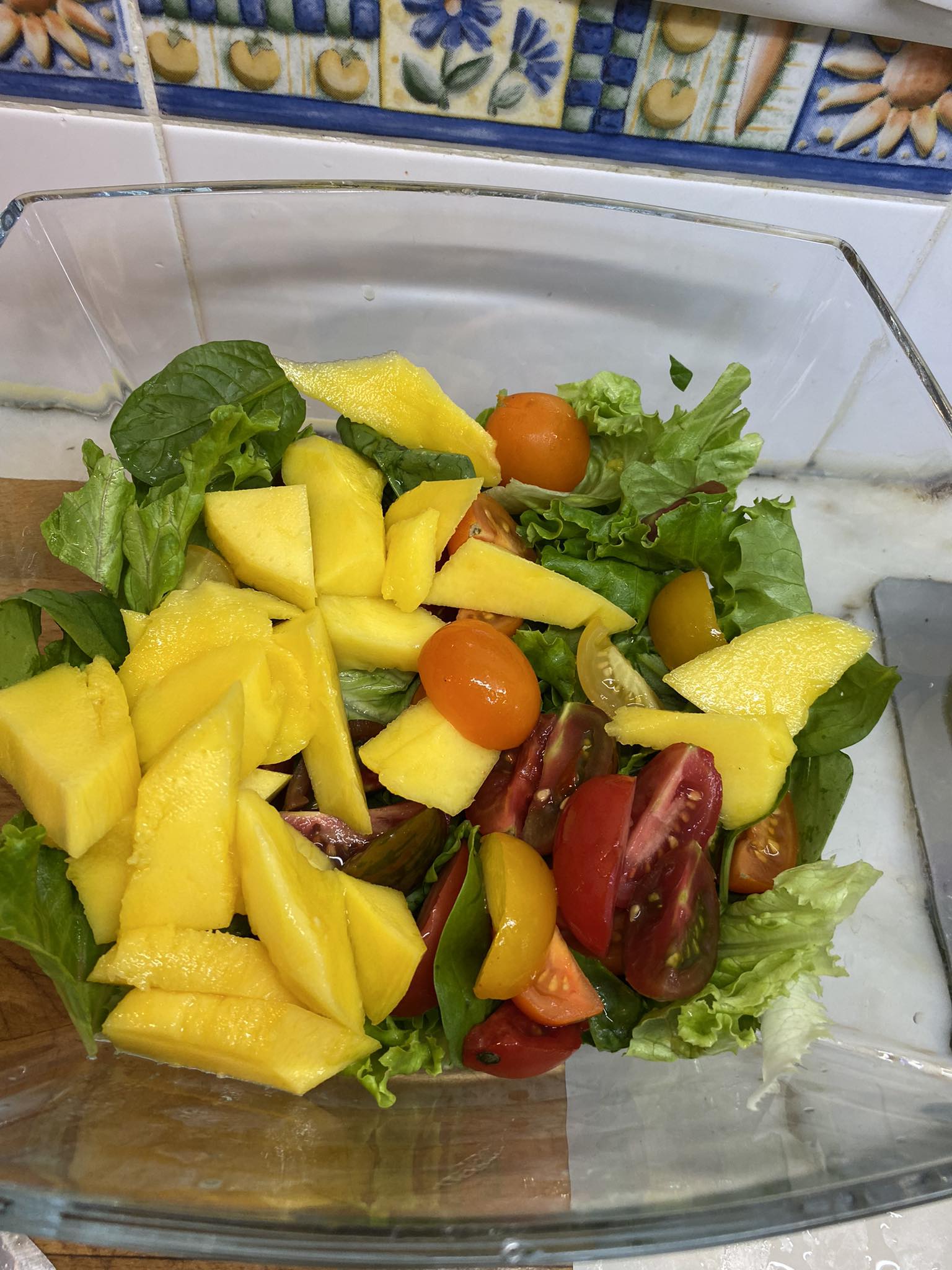 Reteta de salata de pui cu mango