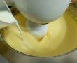 Prajitura rasturnata cu prune, pere si banane - Reteta savuroasa cu fructe-4
