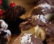 Cornulețe cu alune de pădure, cremă de fistic și ciocolată - Fragede și delicioase-0