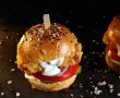 Burger cu halloumi - Rețeta rapidă și savuroasă-1