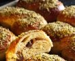 Mucenici moldovenești cu cremă de nucă și ciocolată – super pufoși și delicioși-0