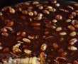 Tiramisu Snickers – desert cremos cu mascarpone, caramel și arahide crocante-1