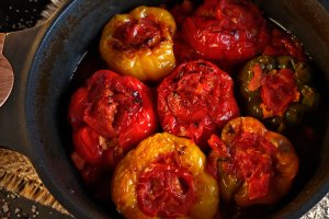 Ardei umpluți cu carne - Rețeta gustoasă și aromată