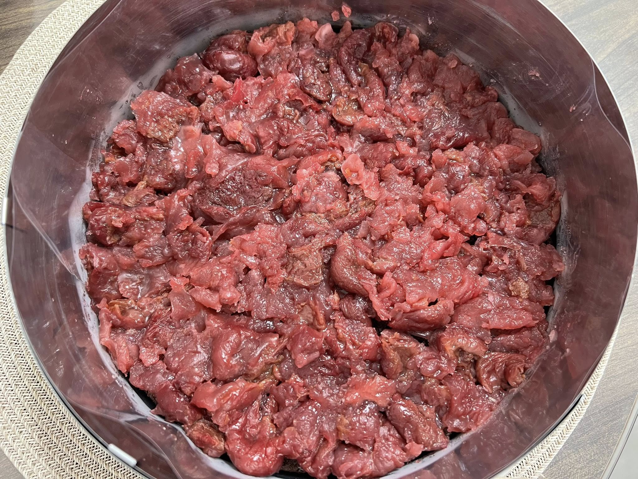 Tort cu mure, cirese si ciocolata