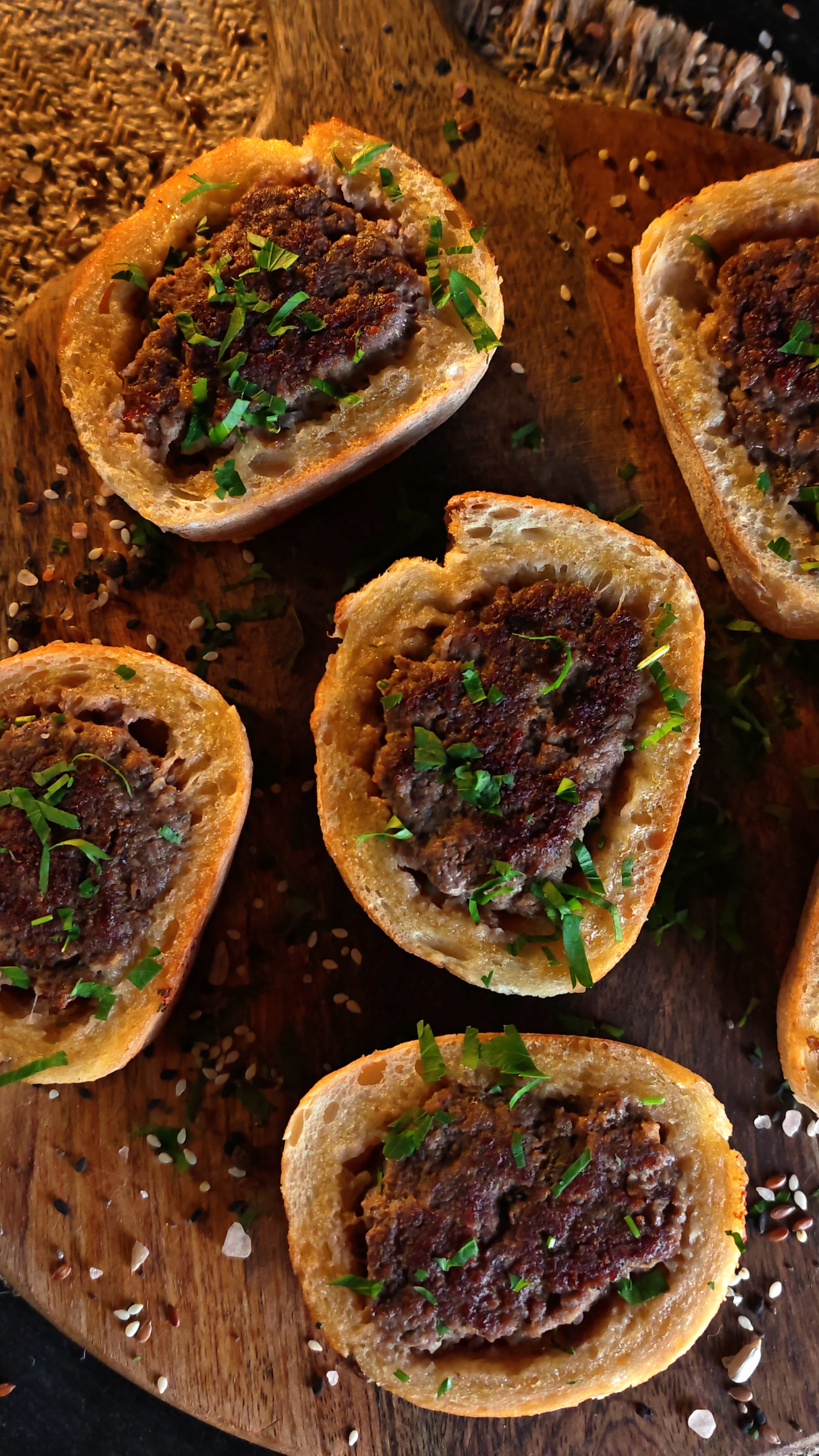 Pâine umplută cu carne de vită - Rețeta simplă și gustoasă