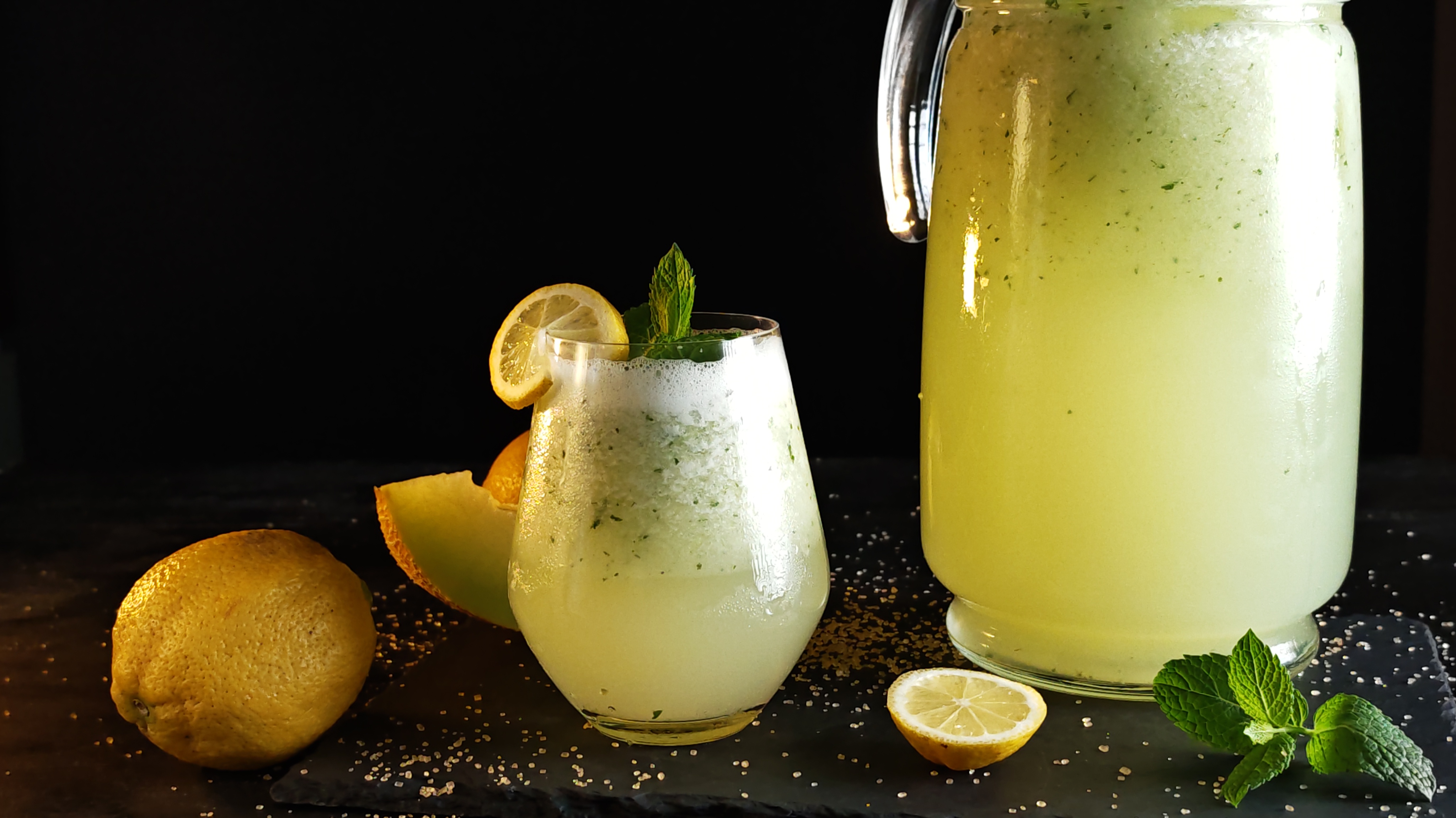Limonadă cu pepene galben și mentă - Deliciu de vară răcoritor și savuros