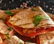 Quesadilla pizza - Rețeta rapidă și gustoasă-5