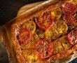Tarta verii - Rețeta savuroasă cu roșii și ceapă caramelizată-0